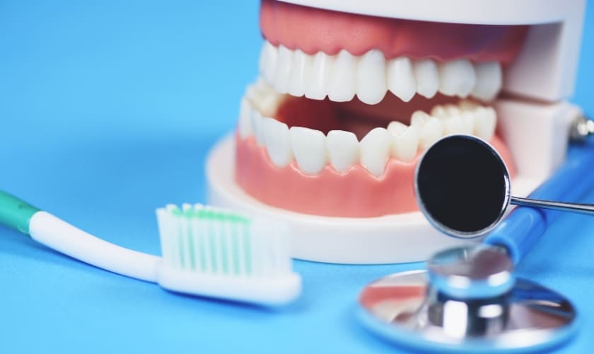 Dentures And Gums know the differences in Pharr, TX